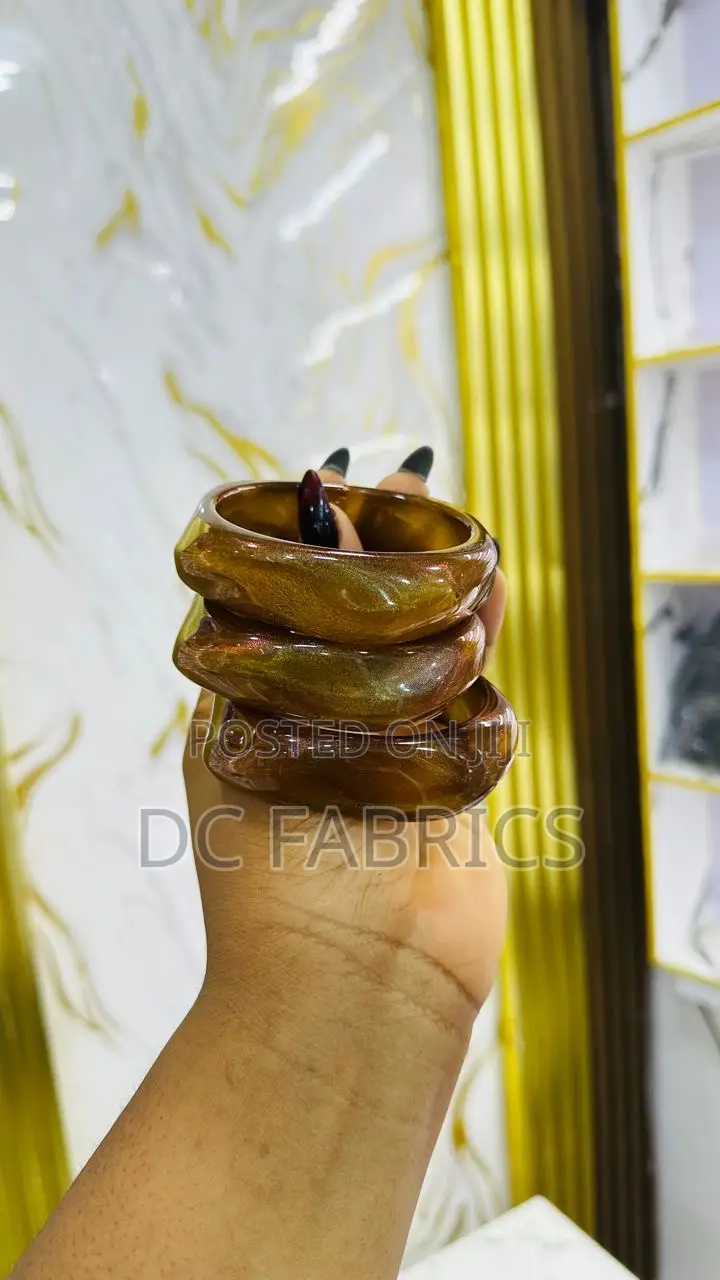 Wrist Bangles for Women in Different Colours and Sizes