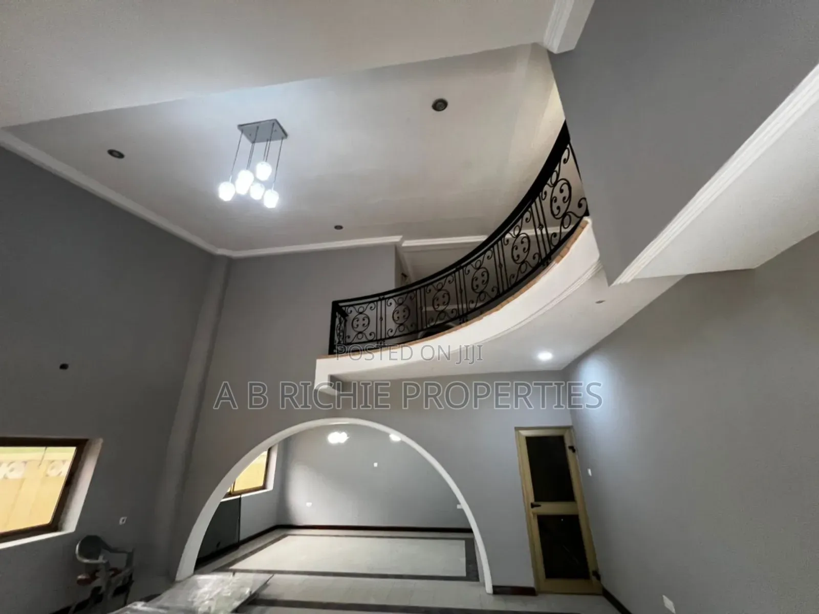 5bdrm Bungalow in Ab Richie Properties, Police Station for rent