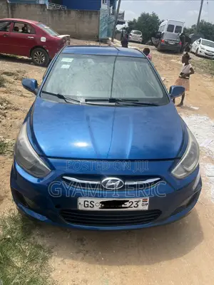 Hyundai Accent SE Sedan 2017 Blue
