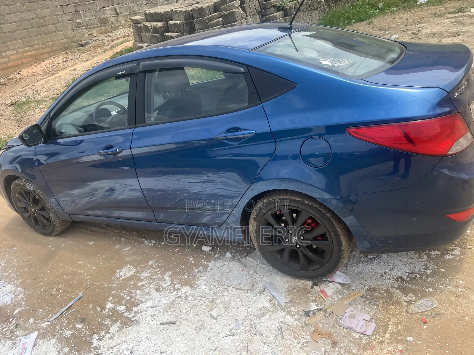 Hyundai Accent SE Sedan 2017 Blue