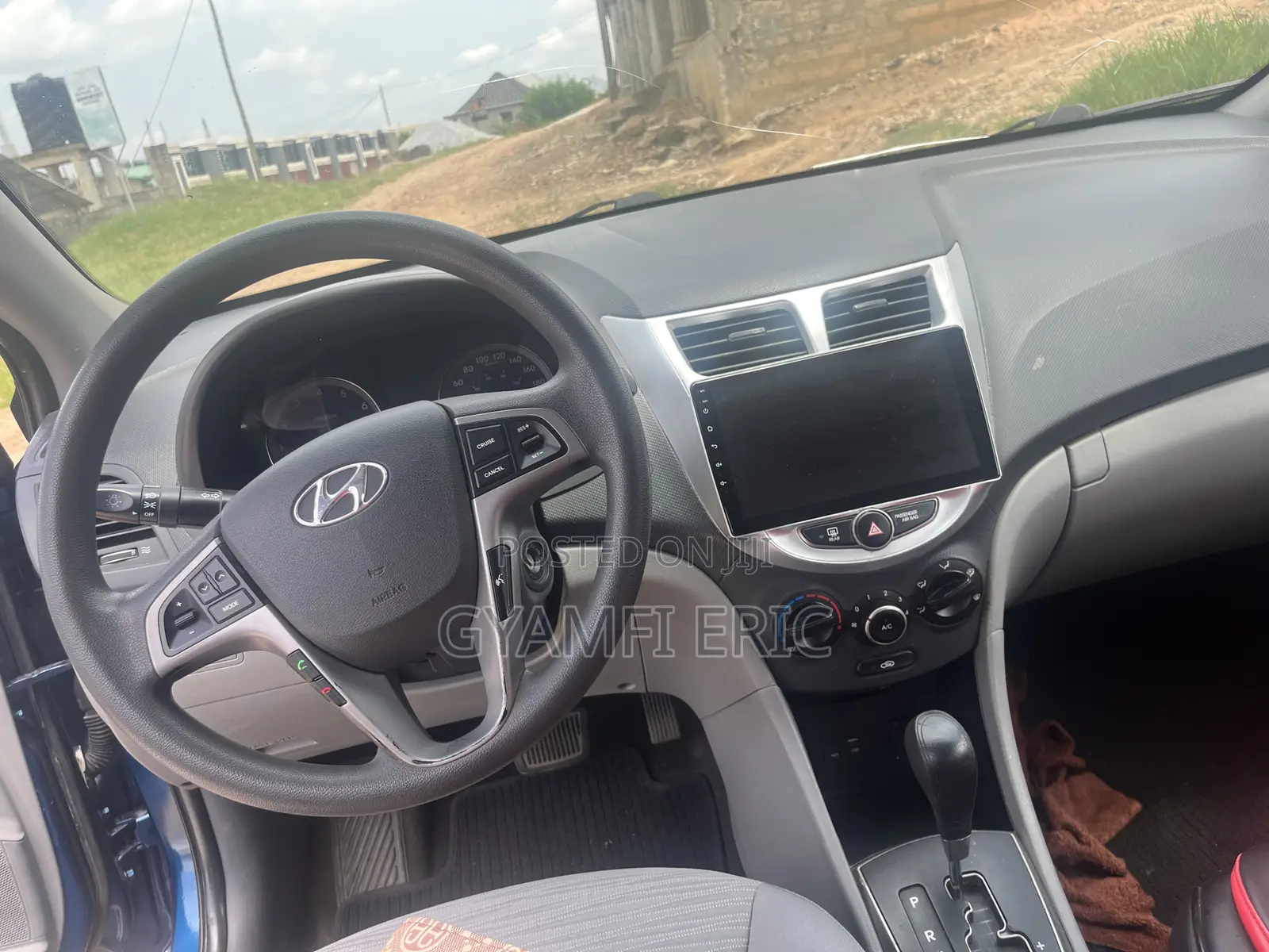 Hyundai Accent SE Sedan 2017 Blue