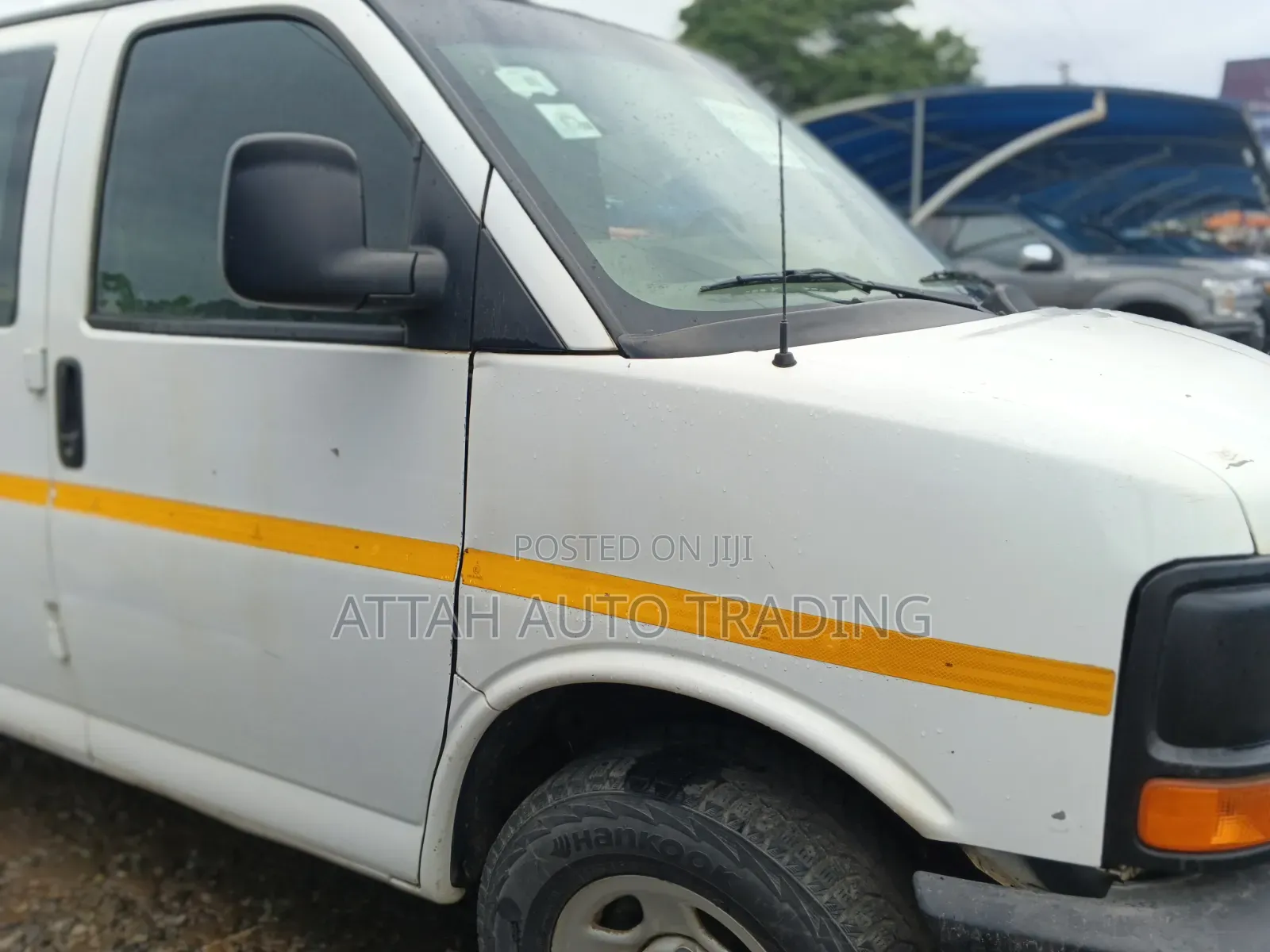 Chevrolet 5500 2000 White