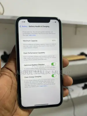 Apple iPhone 11 64 GB Green