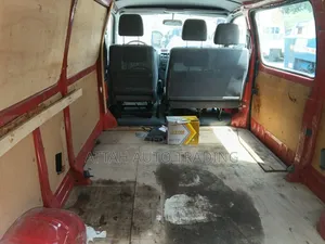 Toyota HiAce 2010 Red