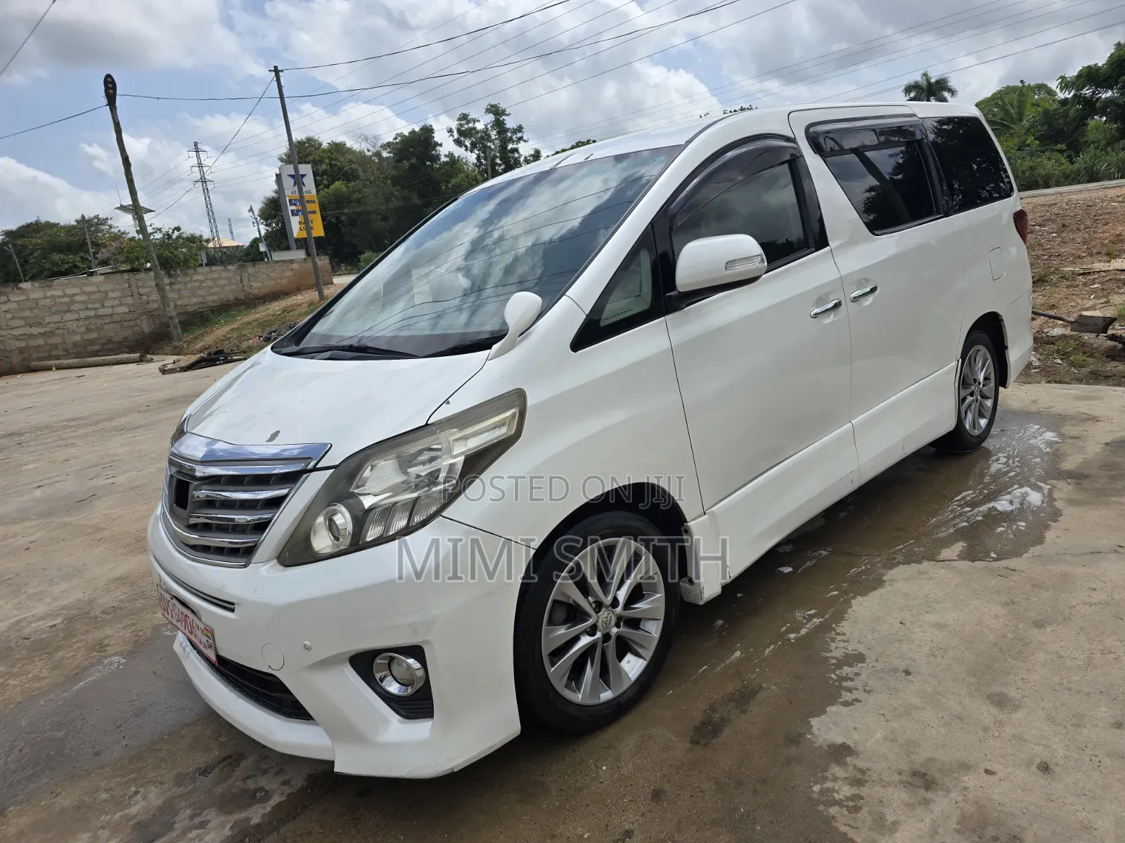 Toyota Alphard 2.4 Petrol AWD 2012 White