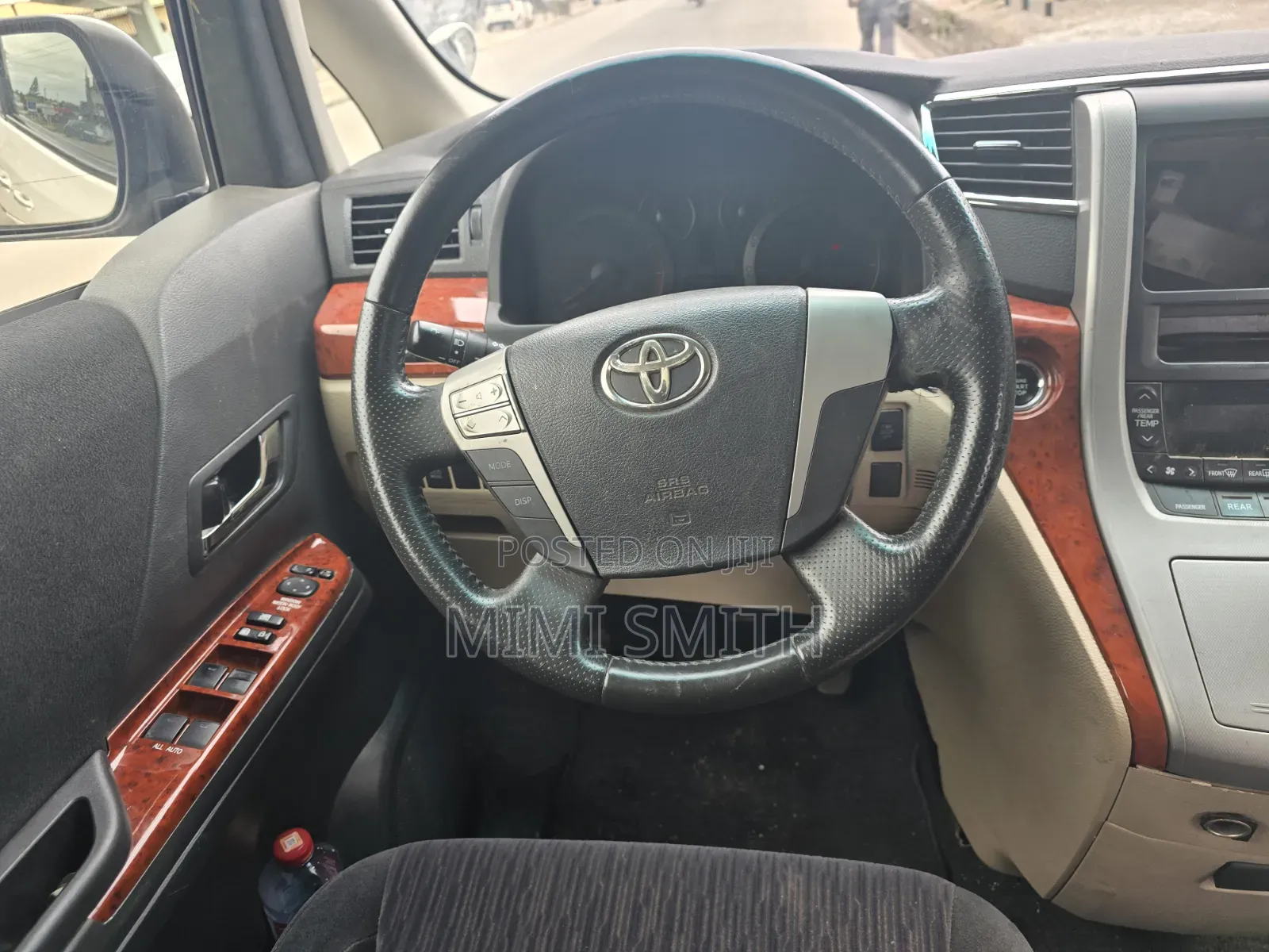 Toyota Alphard 2.4 Petrol AWD 2012 White