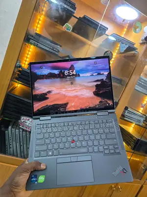 Laptop Lenovo ThinkPad X1 Yoga 16GB Intel Core i7 SSD 1T