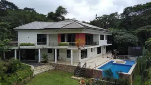 Four Bedroom House for Short Stays