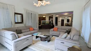 Four Bedroom House for Short Stays