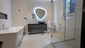Four Bedroom House for Short Stays
