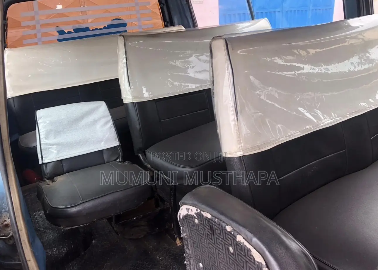 Hyundai H-100 2004 Blue