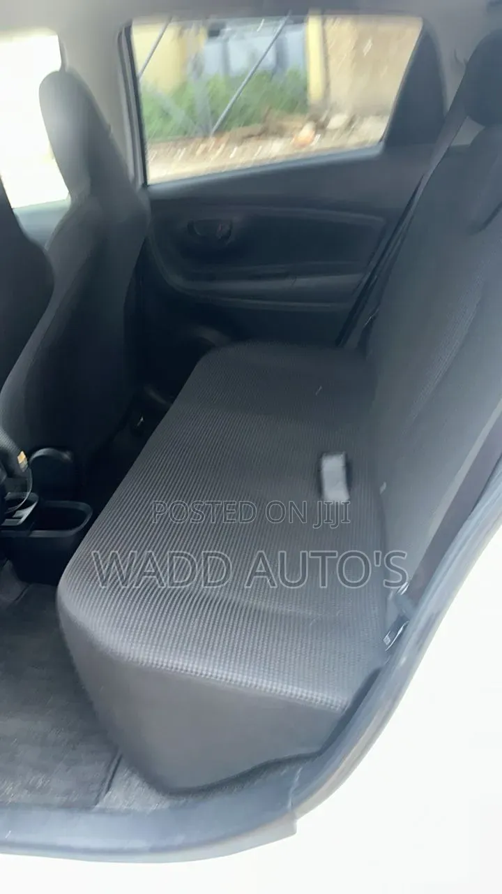 Toyota Vitz 2013 White