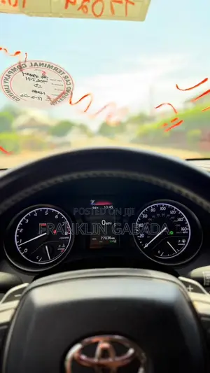 Toyota Camry SE 2022 Gray