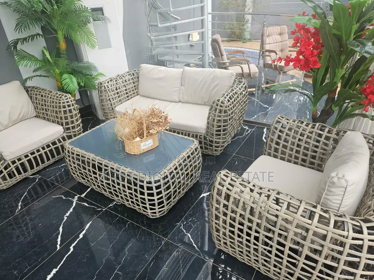7 Bedroom Mansion Furnished for Sale at Roman Ridge