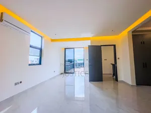 4bdrm House in East Airport for sale