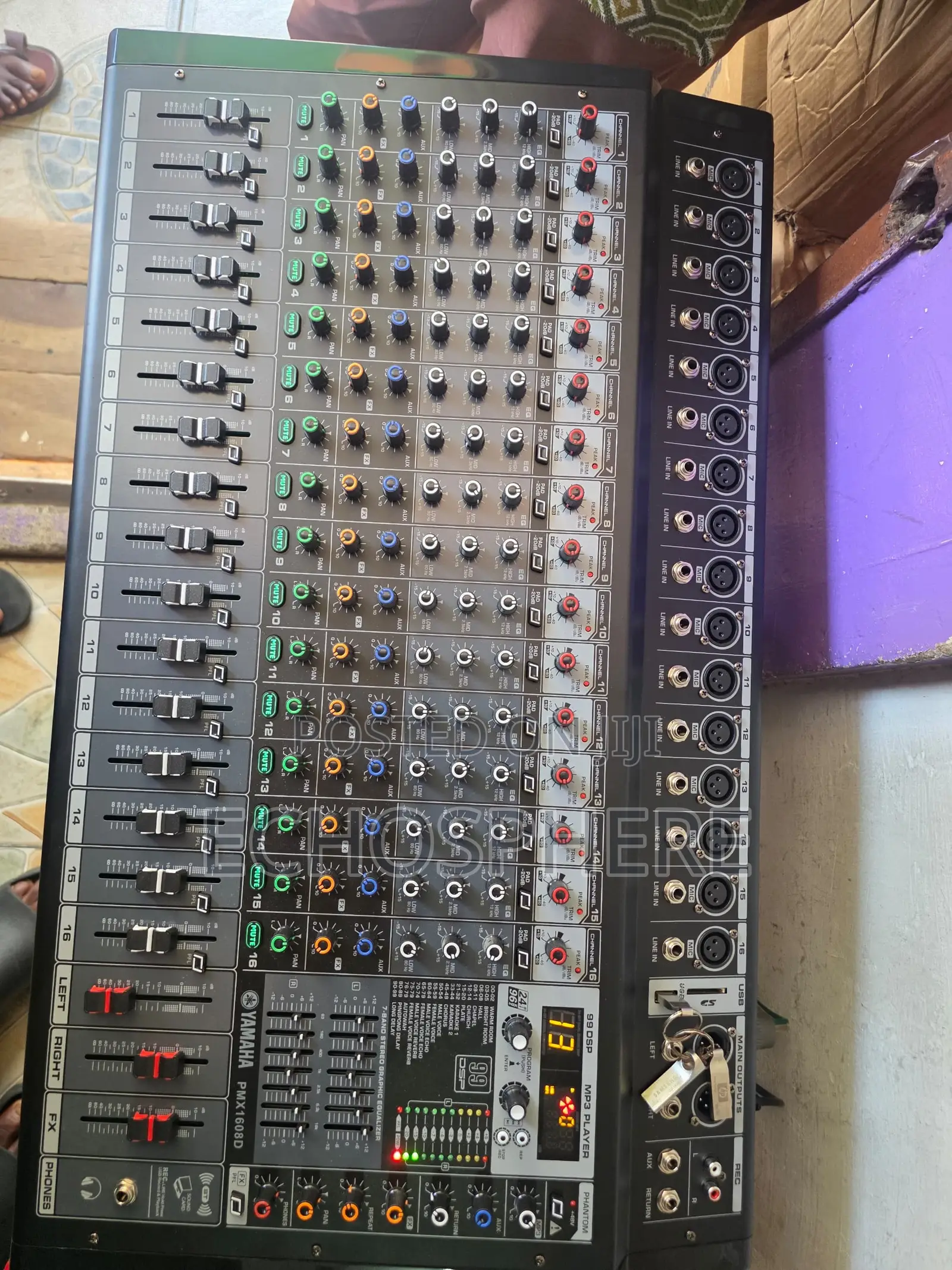 Yamaha 16 Channel Powered Mixer