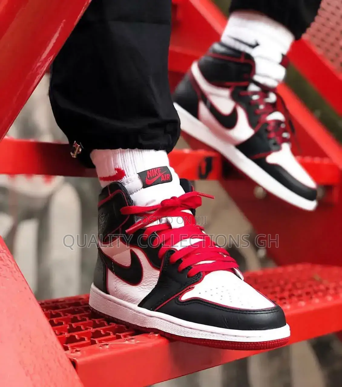 Jordan 1 Retro Bloodline