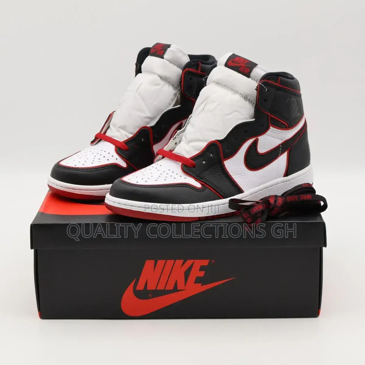 Jordan 1 Retro Bloodline