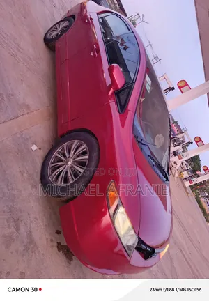 Honda Civic 1.8 5 Door Automatic 2010 Red