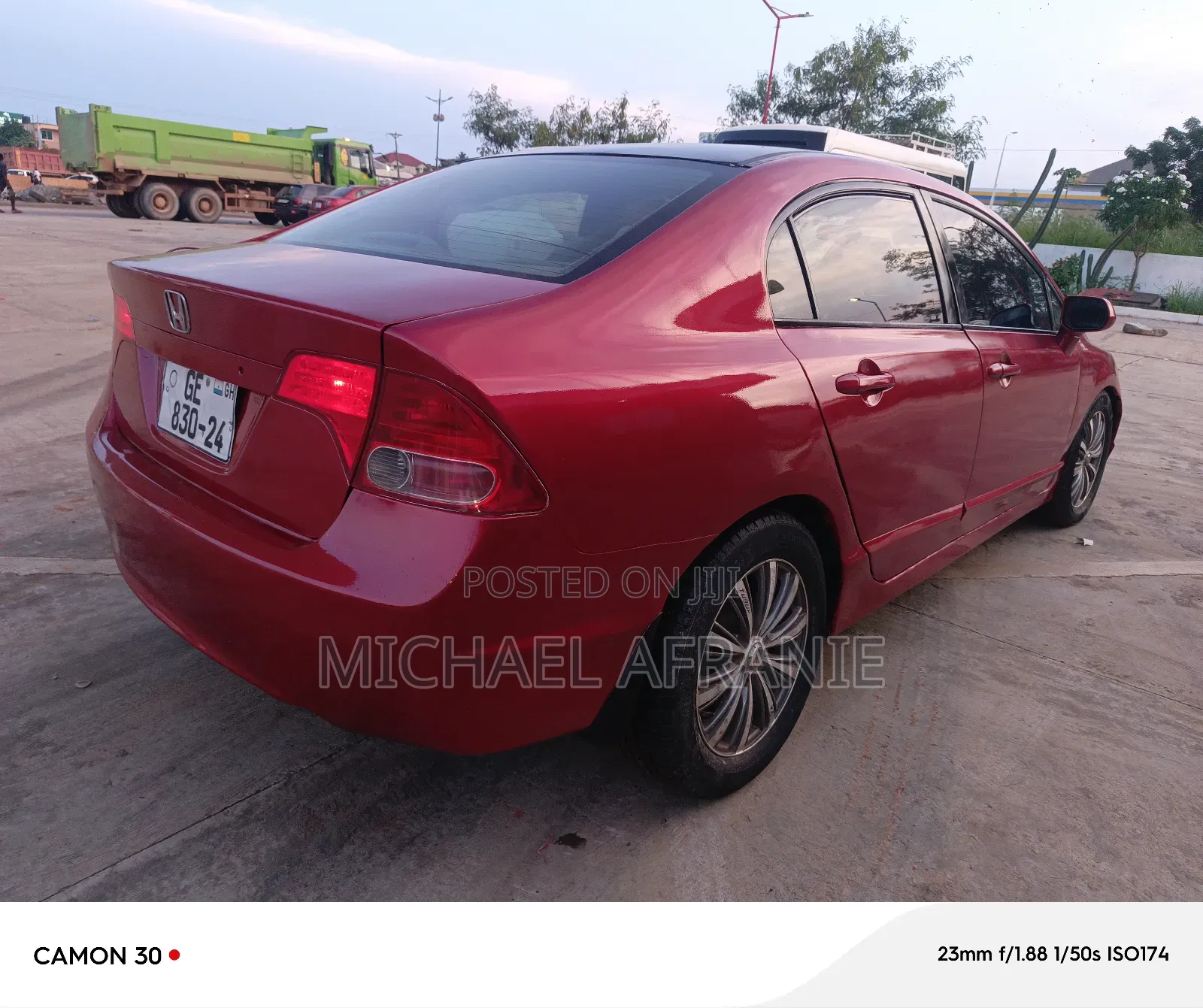 Honda Civic 1.8 5 Door Automatic 2010 Red