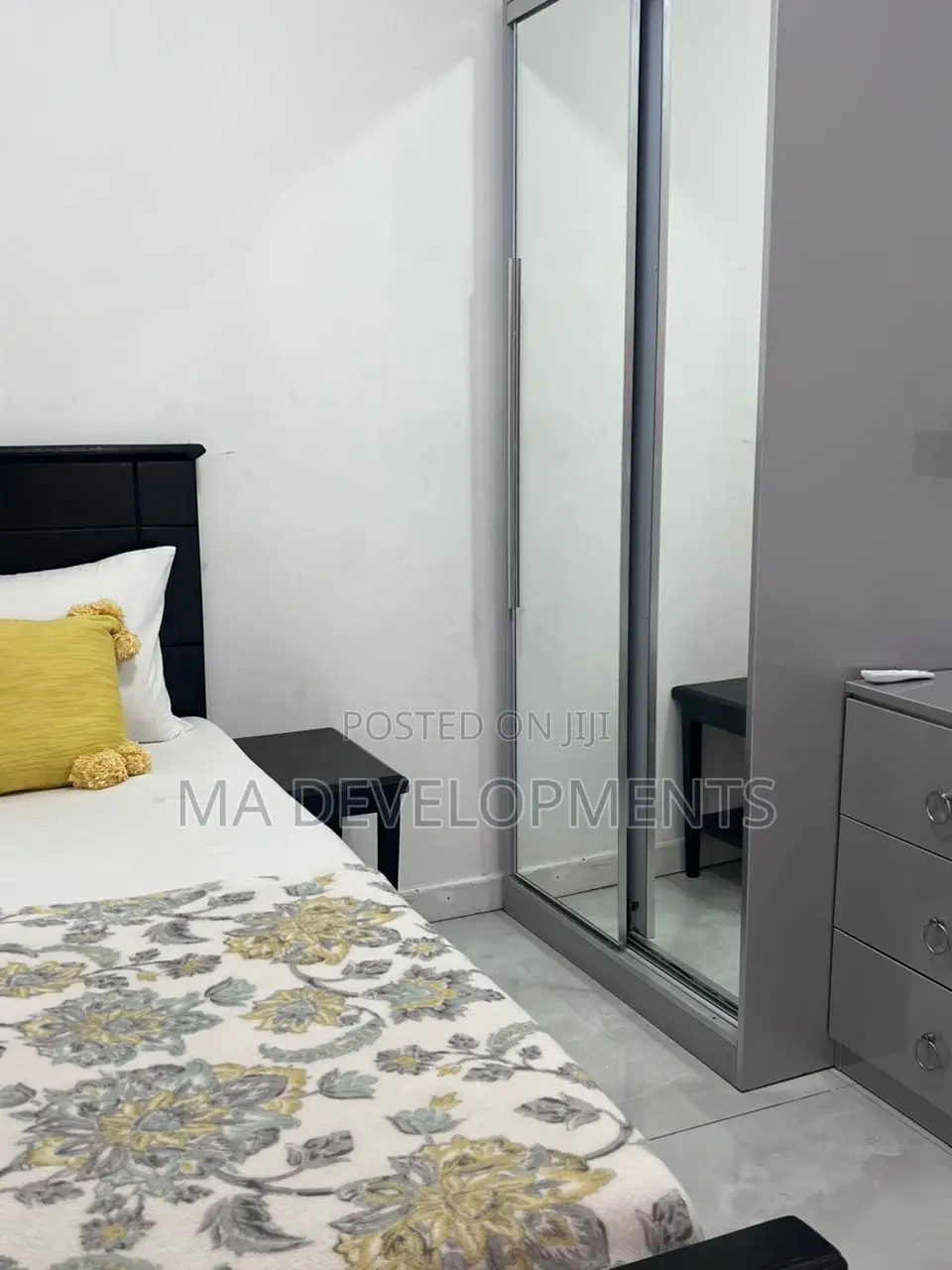 1bdrm House in Madev Realty, Kanda for rent