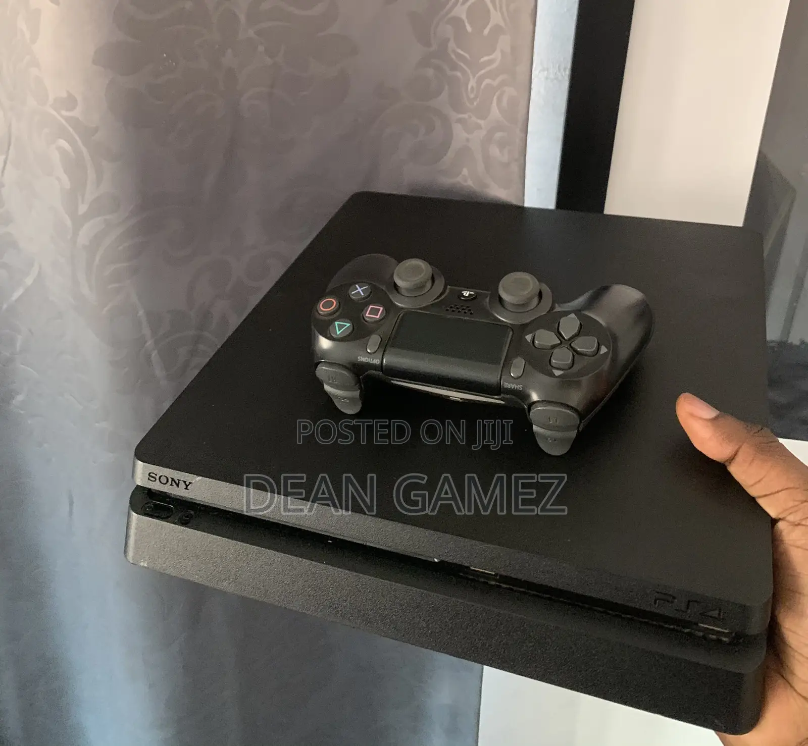 Ps4 Slim Loaded With Fc 26, the Last of Us 2, God of War Ragnarok Etc