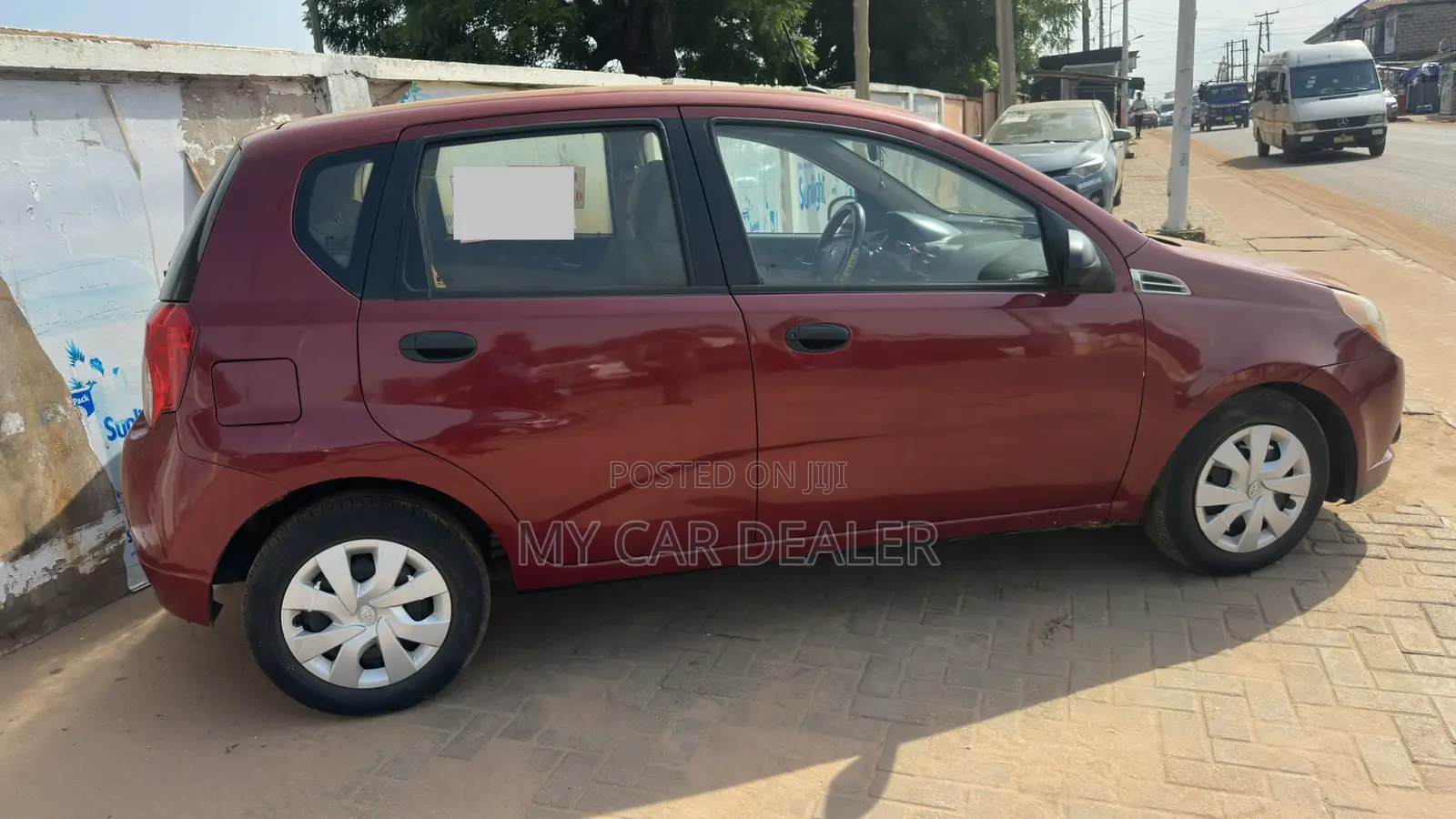 Chevrolet Aveo 1.4 Hatchback 2014 Red