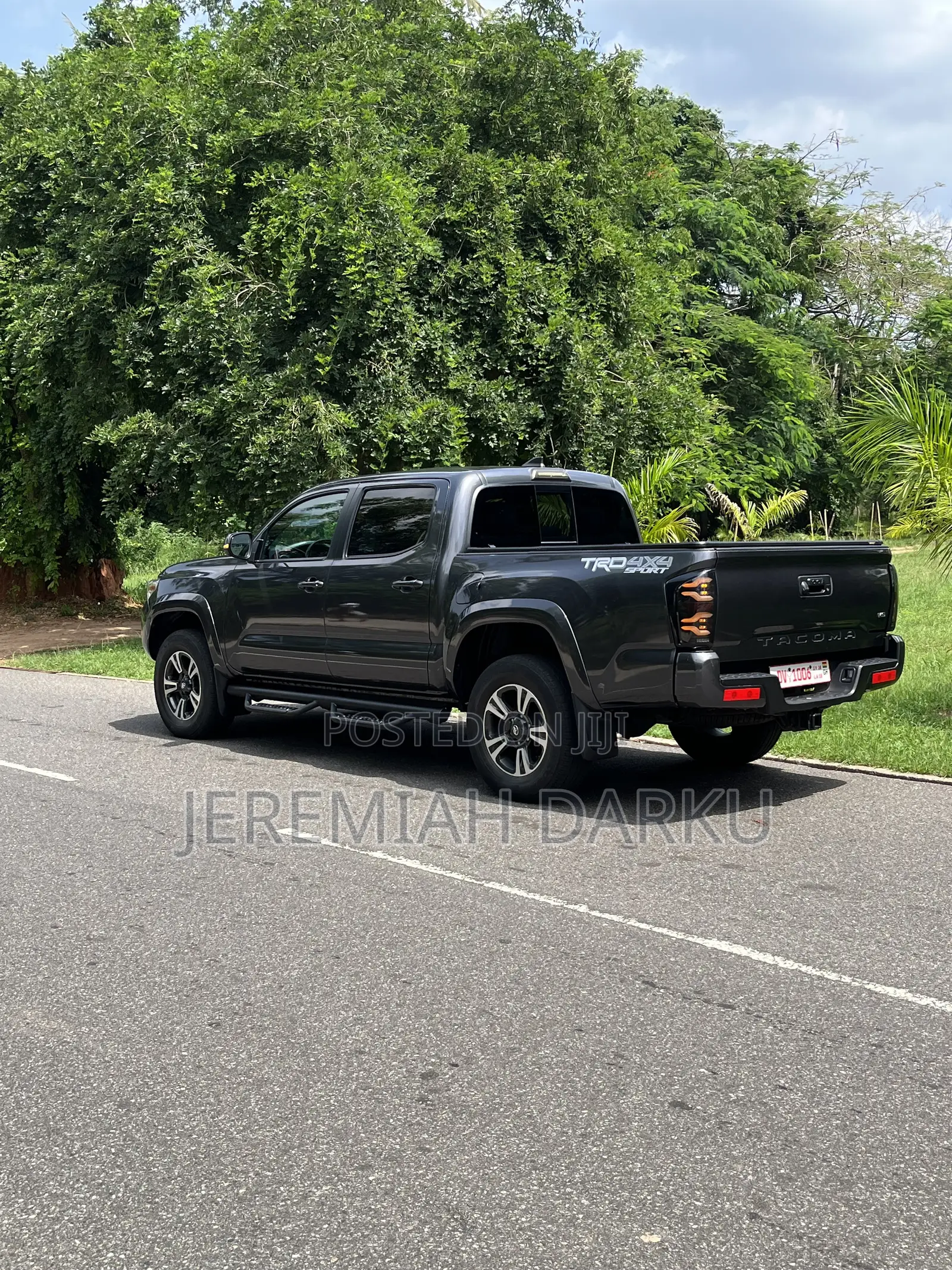 Toyota Tacoma TRD Sport 2019 Gray