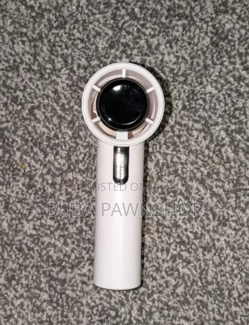 New Turbocharged High-Speed Handheld Fan With High Speed and 1800mah