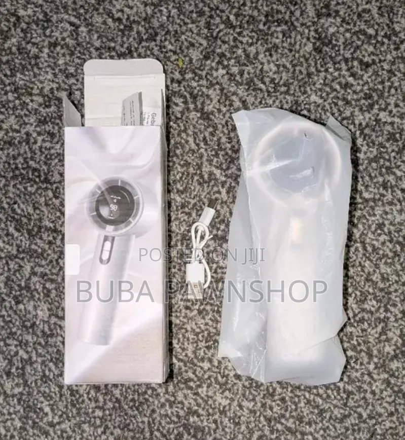 New Turbocharged High-Speed Handheld Fan With High Speed and 1800mah