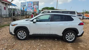 Toyota Corolla Cross 1.8 Petrol AWD 2022 White