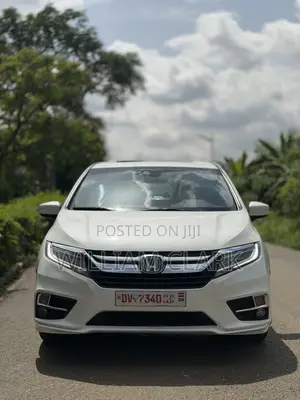 Honda Odyssey Elite 2019 Off white