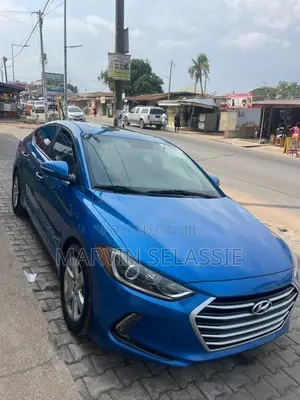 Hyundai Elantra Limited Sedan FWD (2.0L 4cyl 6A) 2017 Blue