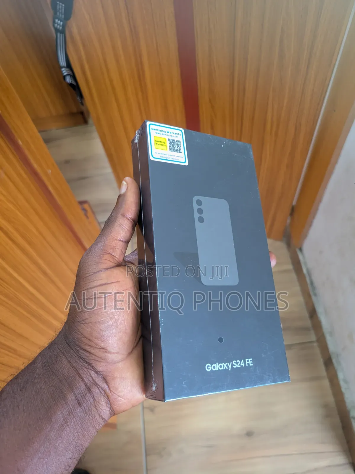 New Samsung Galaxy S24 FE 128 GB Black