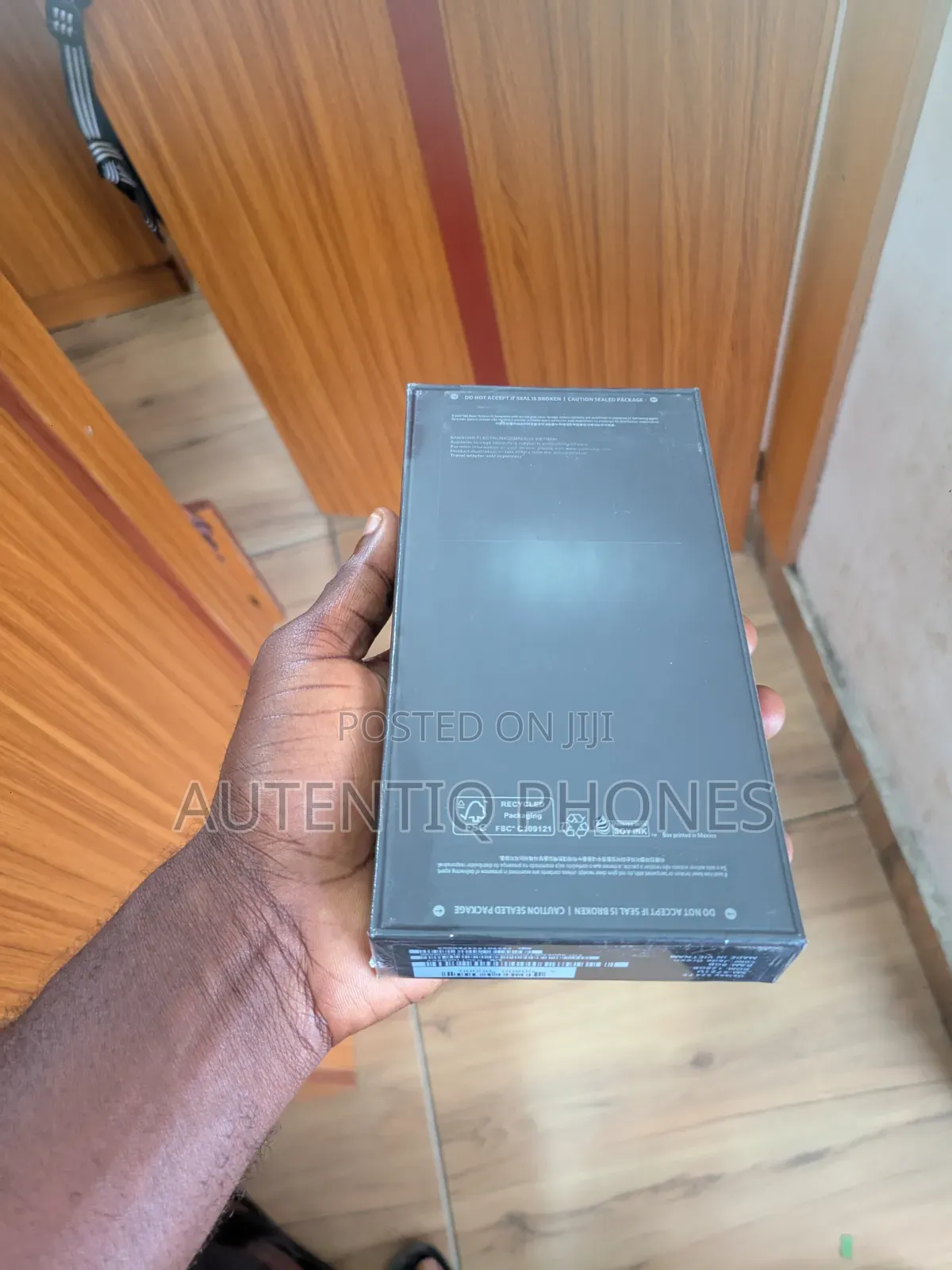 New Samsung Galaxy S24 FE 128 GB Black