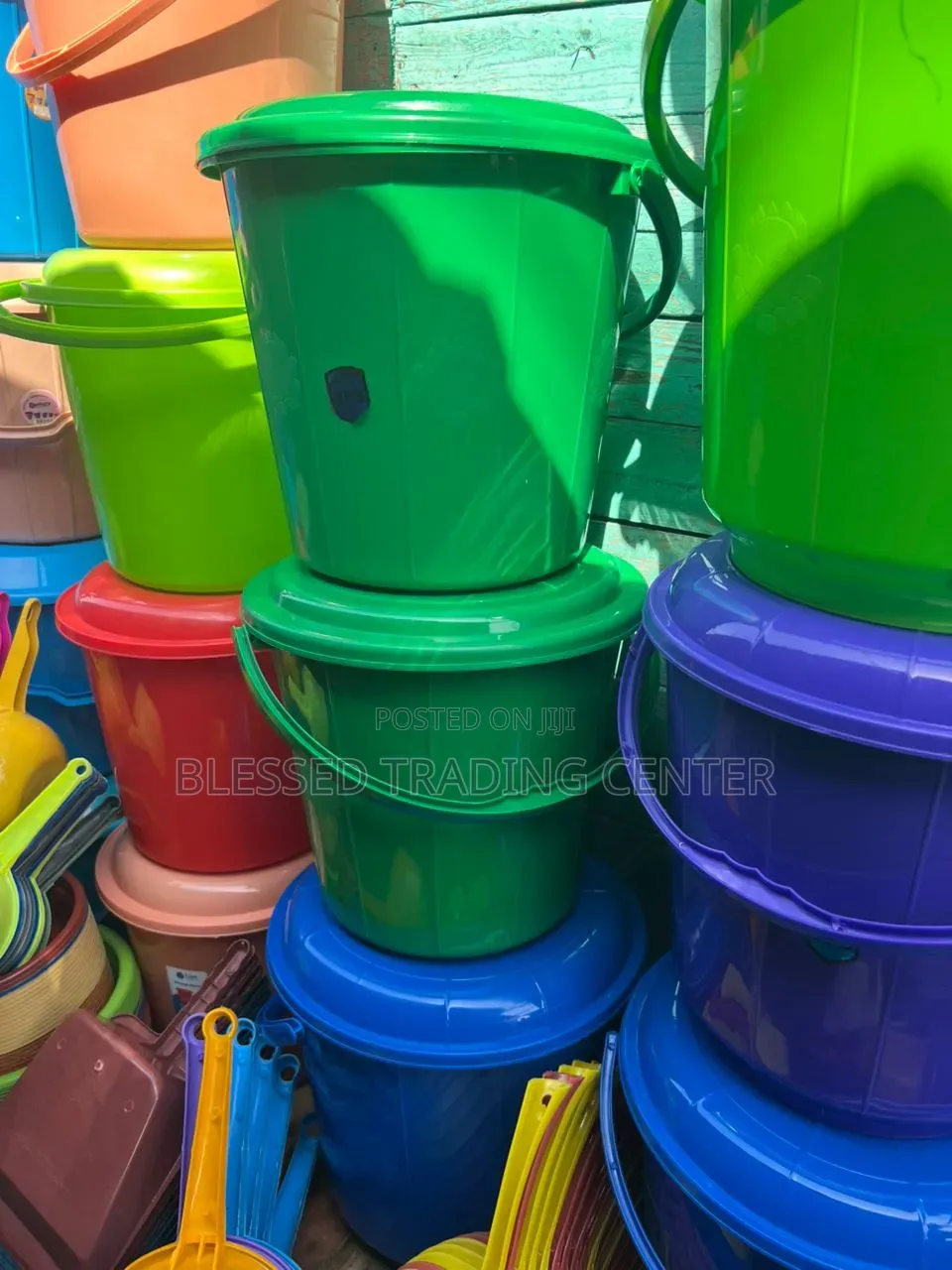 Plastic Buckets With Head
