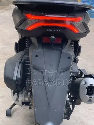 Honda 2022 Blue