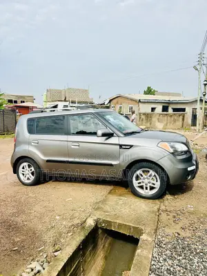 Kia Soul Automatic 2010 Gray