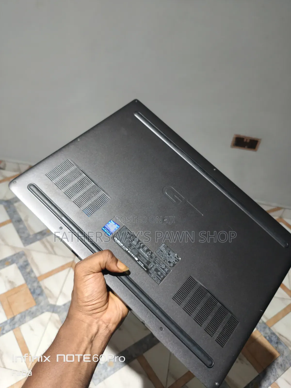 Laptop Dell G7 17 7000 16GB Intel Core i7 HDD+SSD 512GB