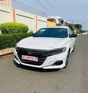 Honda Accord Sport 2.0T 2022 White