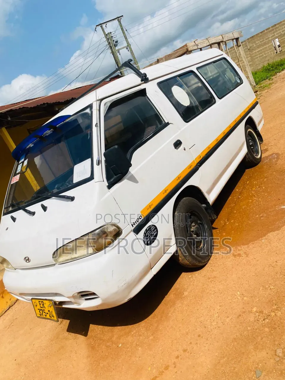 Hyundai H-100 1999 White