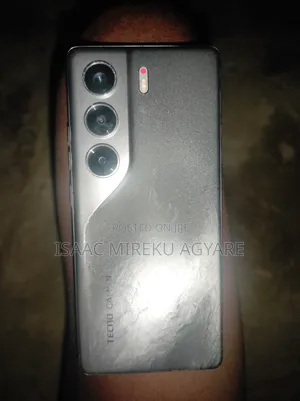 Tecno Camon 40 256 GB Silver