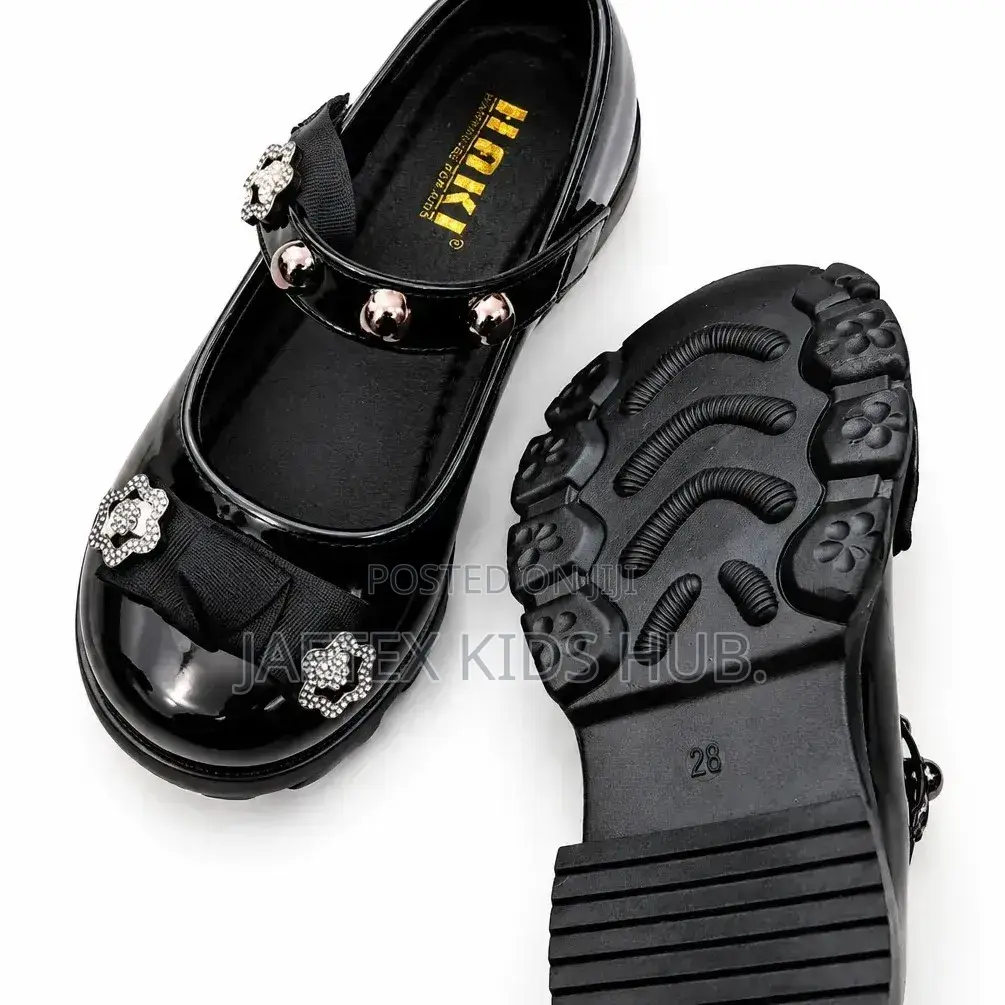 Quality Girls Bow Shoe