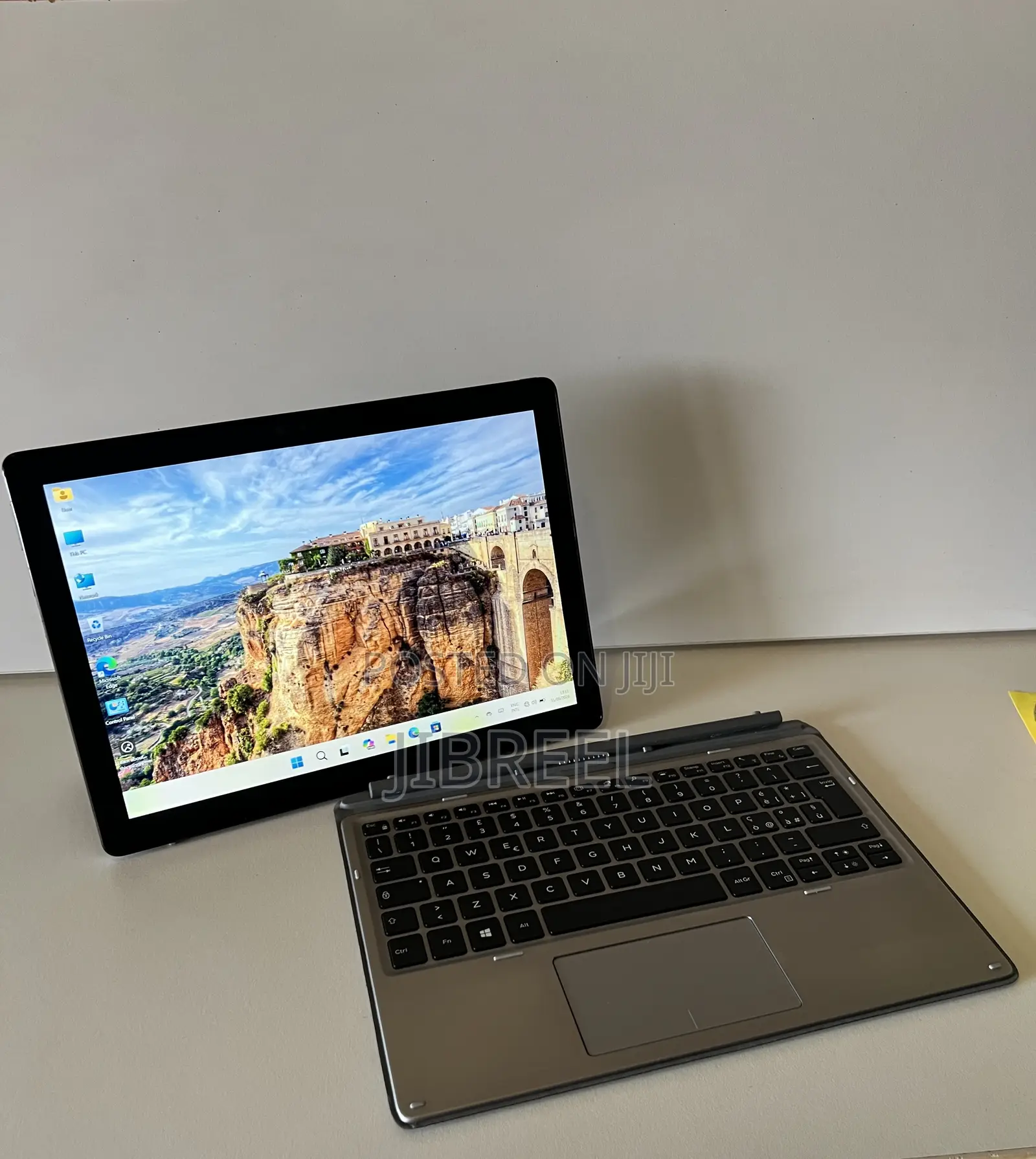Laptop Dell Latitude 7200 2-in-1 16GB Intel Core i5 SSD 256GB