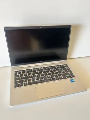Laptop HP ProBook 440 G8 8GB Intel Core i5 SSHD (Hybrid) 256GB