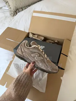 Original New Balance 204l in Colours