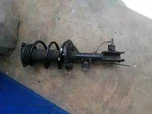 Nissan Pathfinder Front Shocks 2014 Front Right Side