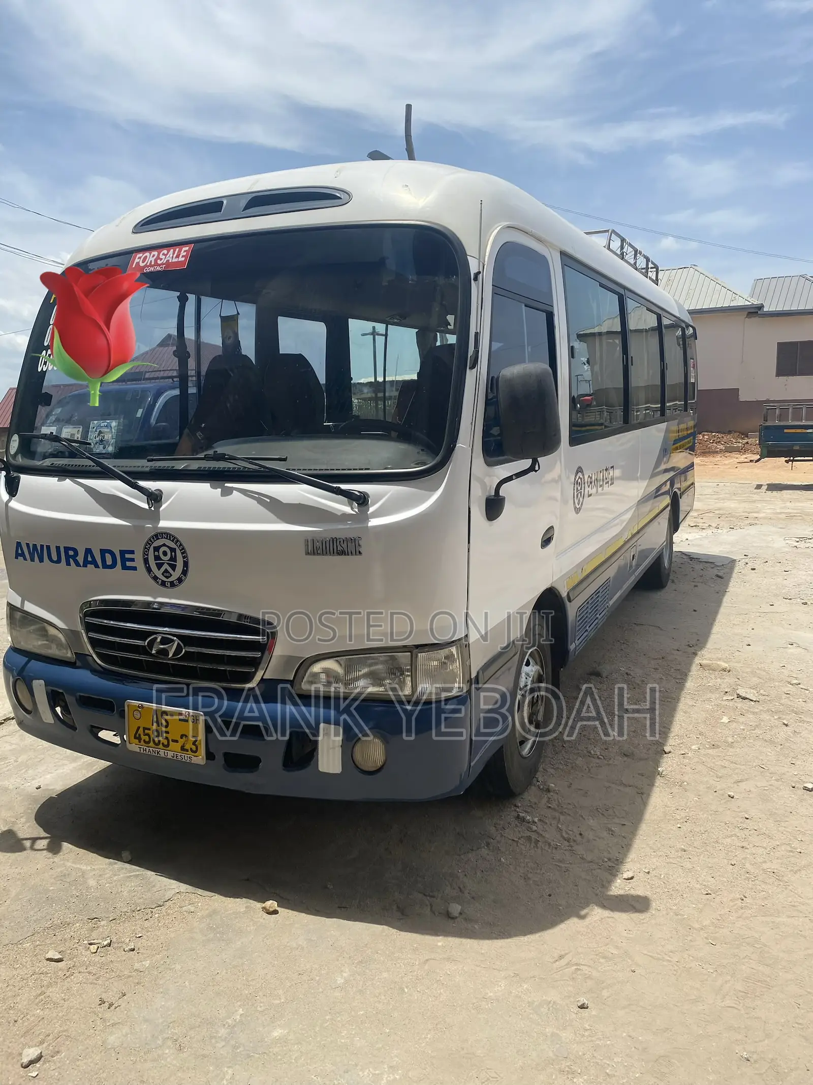 Hyundai County 2012 White