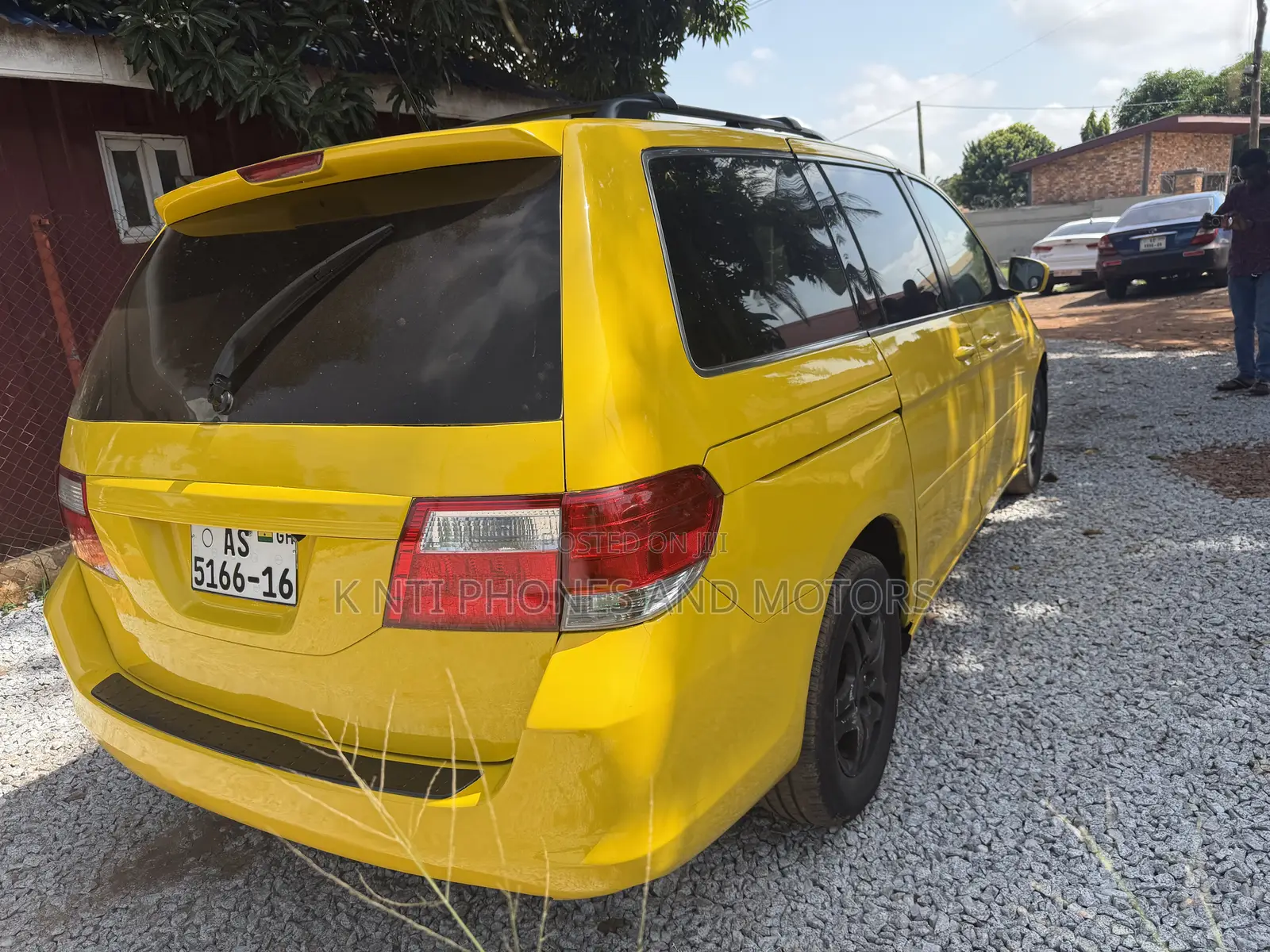 Honda Odyssey 2.4 4WD 2010 Yellow