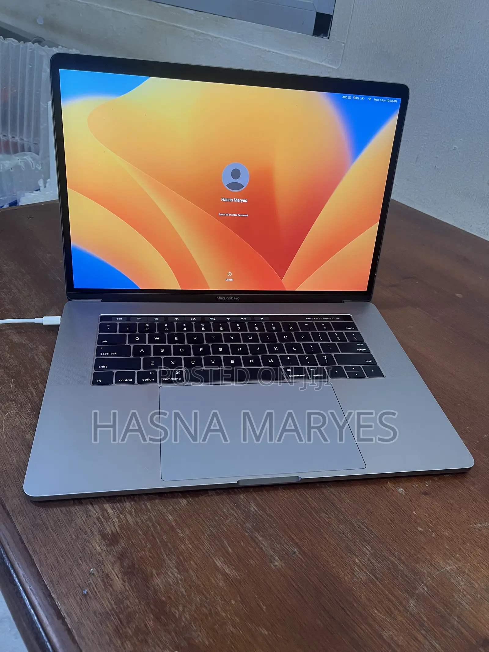 Laptop Apple MacBook Pro 2017 16GB Intel Core i7 SSD 512GB